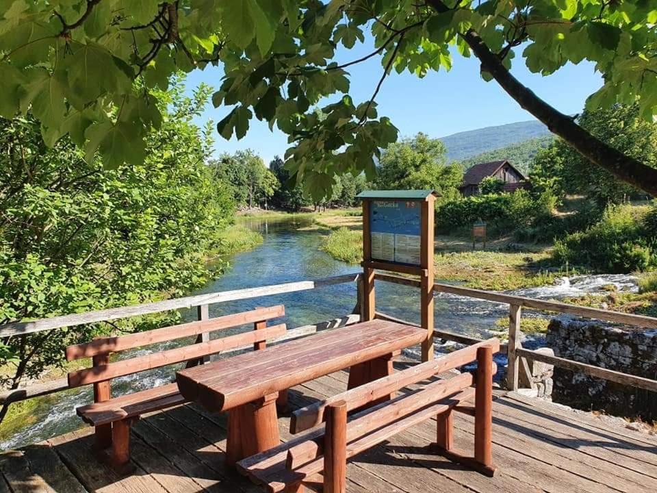 Apartman Danijela Otočac Esterno foto
