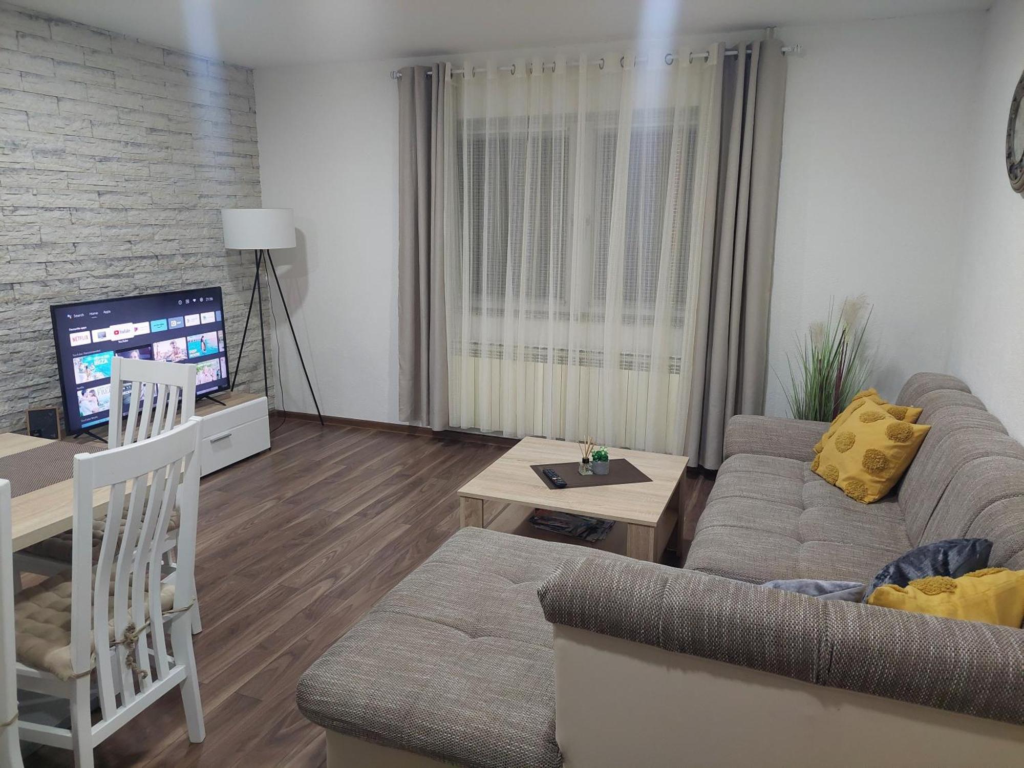 Apartman Danijela Otočac Esterno foto