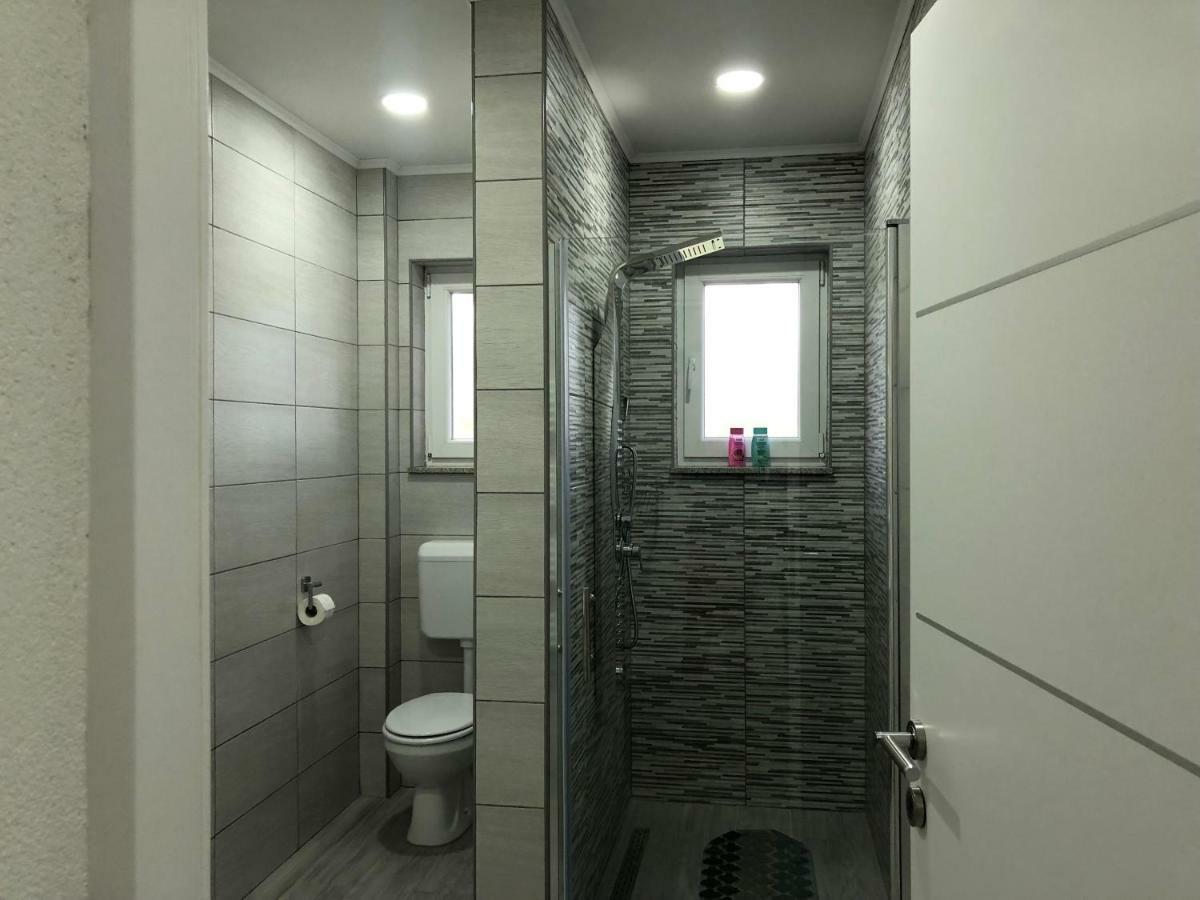 Apartman Danijela Otočac Esterno foto